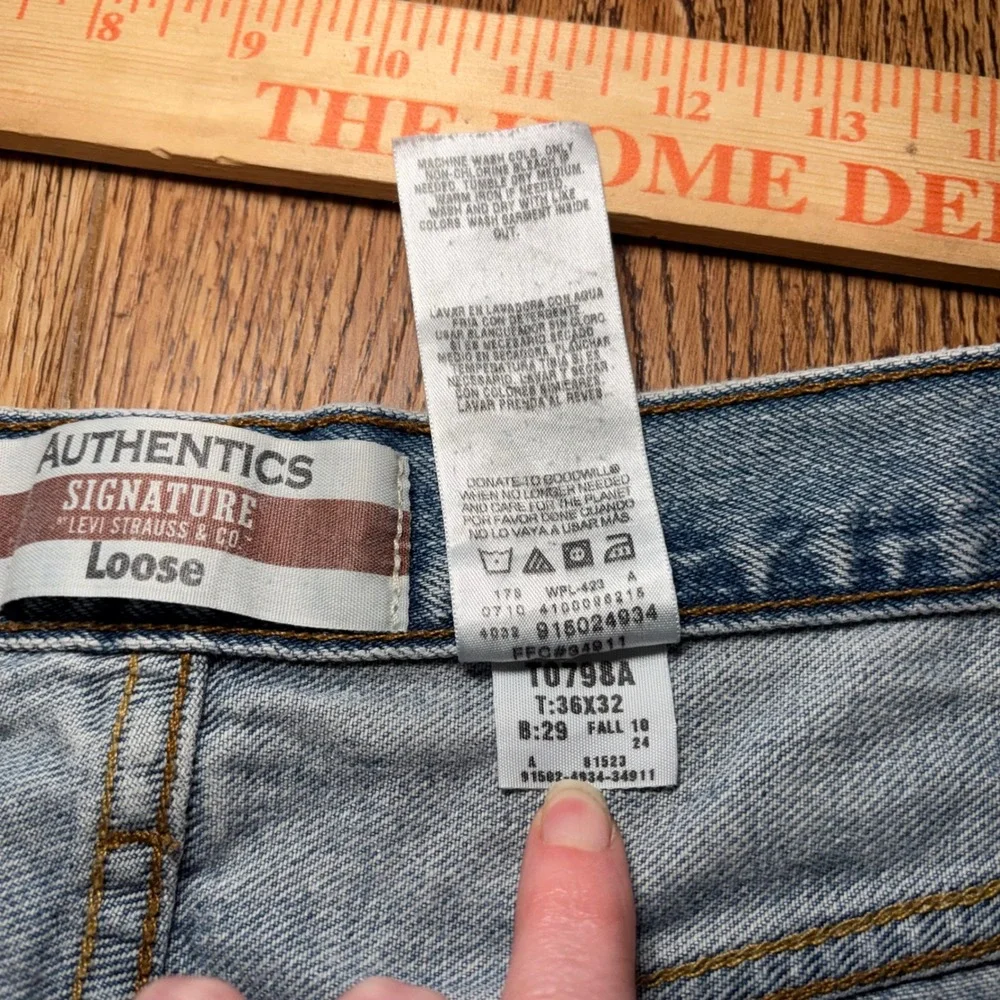 Signature by Levi Strauss great mens